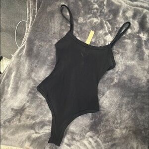 NWT SKIMS Onyx Black Sheer Summer Mesh Tank Bodysuit w. Thong back size Small